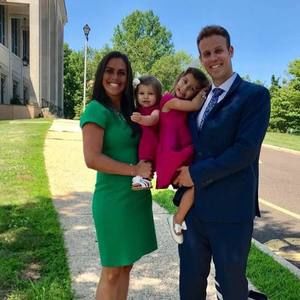 Meet your Posher, Joni